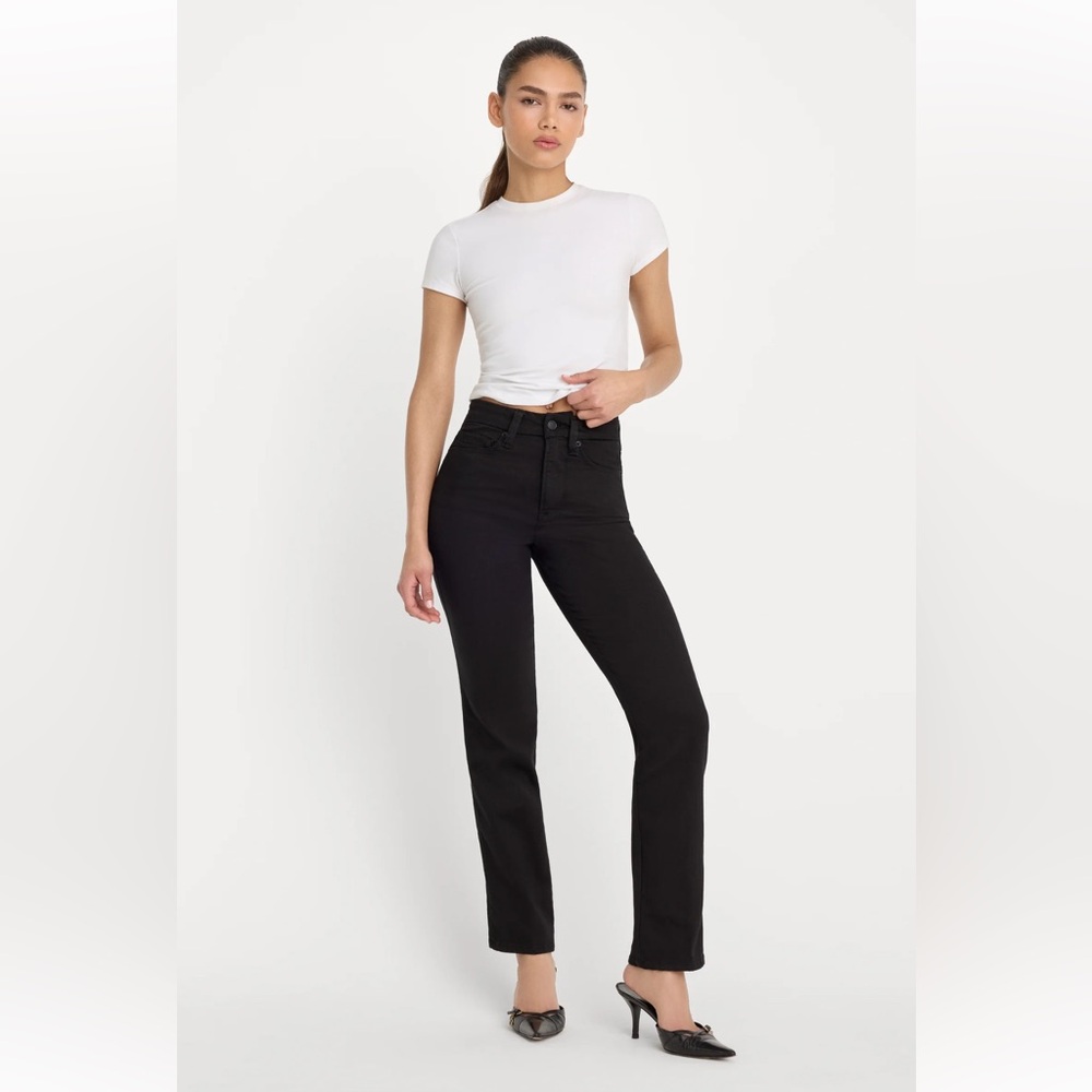 GOOD AMERICAN CURVE STRAIGHT NEVER FADE JEANS